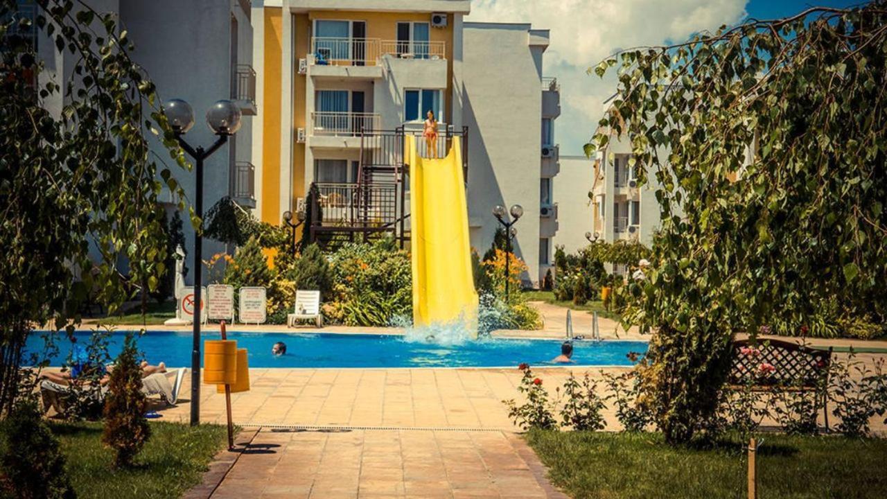סאני ביץ' Apartment In Nessebar Fort Club מראה חיצוני תמונה