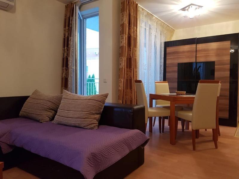 סאני ביץ' Apartment In Nessebar Fort Club מראה חיצוני תמונה